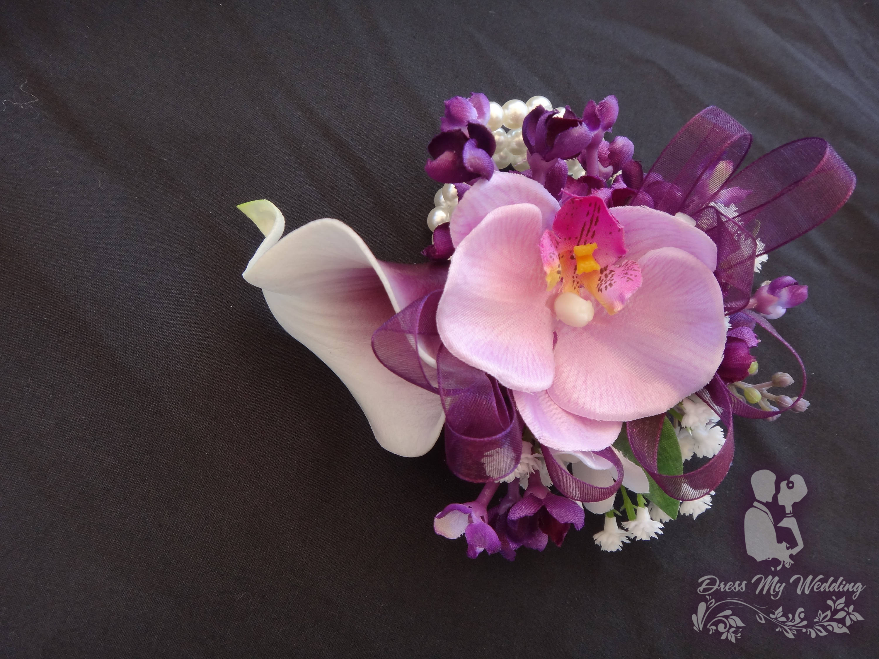 Dress My Wedding Lilac and calla lily wrist corsage