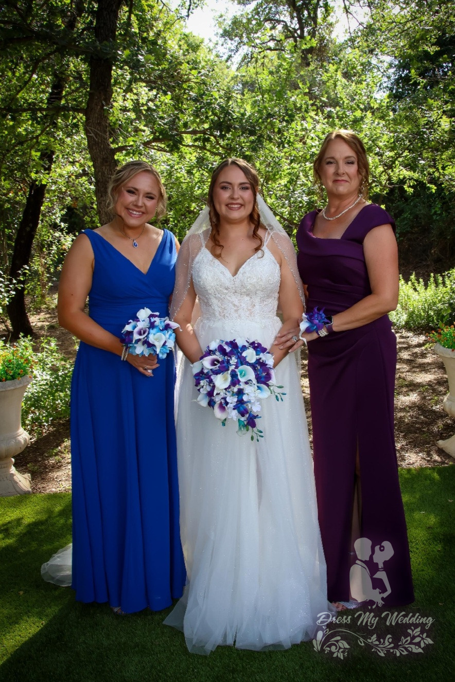 Galaxy orchid bridal bouquet - Image 4