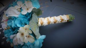 Turquoise, gold, chamapgne bridal bouquet with ivory roses, hydrangea bride bouquet, artificial flower bouquet, gold pearl accent - Image 4