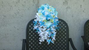 Turquoise and lime green cascading bouquet - Image 4