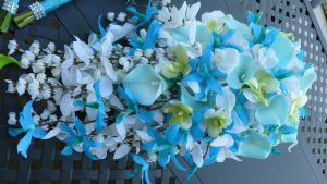 Turquoise and lime green cascading bouquet - Image 5