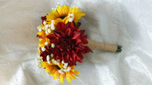 Sunflower, deep red dahlia, baby's breath bridal, bridesmaids fall bouquet, rustic country wedding, baby's breath, autumn bouquet - Image 3