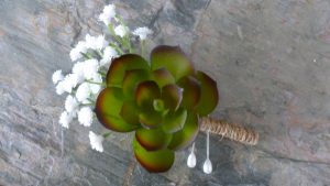 Succulent boutonniere, echeveria with baby's breath, artificial flower, wrapped with burlap, jute, button hole, customizable
