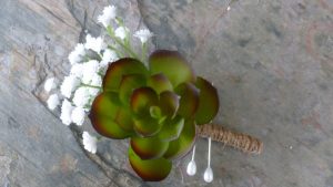 Succulent boutonniere, echeveria with baby's breath, artificial flower, wrapped with burlap, jute, button hole, customizable - Image 2