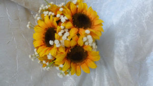 Sunflower bouquet with baby's breath, artificial flower bouquet, fall, rustic country bouquet, wedding, - Image 4