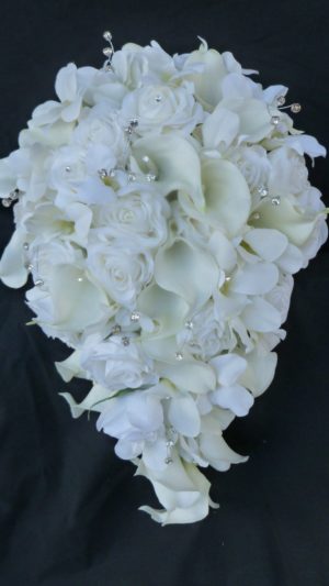 Real touch bridal bouquet - Image 3