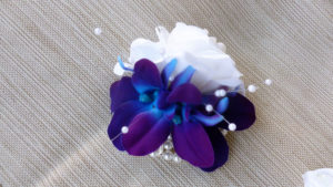 Rose and galaxy orchid wrist corsage - Image 2