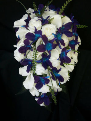 Cascading bouquet with galaxy orchids and calla lilies - Image 6