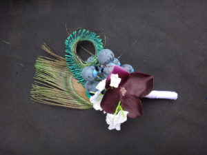 Plum hydrangea, blueberry, peacock feather autumn boutonniere, button hole, berry, artificial flowers - Image 2