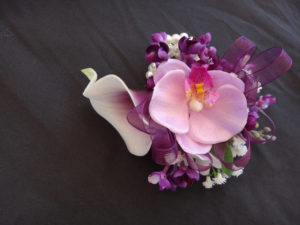 Lilac and calla lily wrist corsage - Image 3