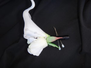 Rose, calla boutonniere, button hole, white, red - Image 2