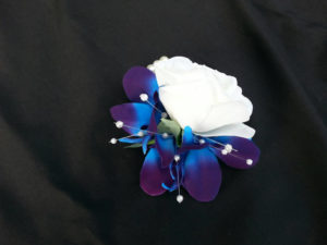 Rose and galaxy orchid wrist corsage - Image 4