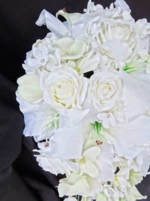Ivory cascading bouquet casablanca lilies, roses and calla lilies - Image 5