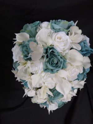 Ivory & teal cascading bouquet - Image 3