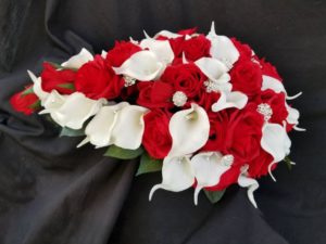 Red, white teardrop bouquet, artificial silk Rose, real touch calla, teardrop, cascading bouquet, bridal bouquet - Image 2