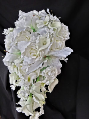 Ivory cascading bouquet casablanca lilies, roses and calla lilies - Image 2