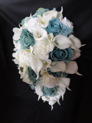 Ivory & teal cascading bouquet - Image 4