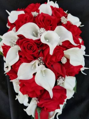 Red, white teardrop bouquet, artificial silk Rose, real touch calla, teardrop, cascading bouquet, bridal bouquet - Image 5