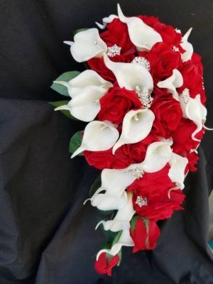 Red, white teardrop bouquet, artificial silk Rose, real touch calla, teardrop, cascading bouquet, bridal bouquet - Image 7