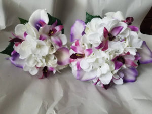 White and purple cascading bouquet - Image 4