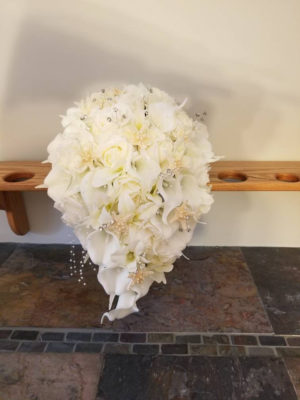 Ivory beach bouquet with starfish