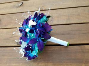 Galaxy orchid and calla lily bouquet - Image 4