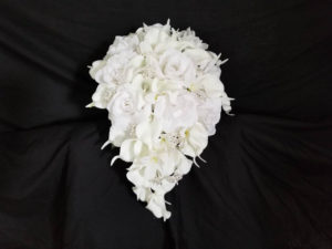 Rose and calla lily cascading bouquet