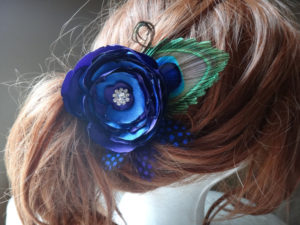 Purple blue peacock hair clip, for brides, bridesmaids, rhinestone, custom orders are accepted for more color combinations - Image 4