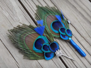 Peacock feather bobby pin and boutonniere set, custom orders are accepted for more colors