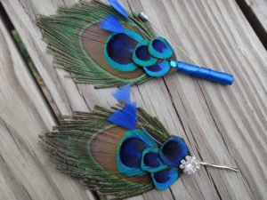 Peacock feather bobby pin and boutonniere set, custom orders are accepted for more colors - Image 3