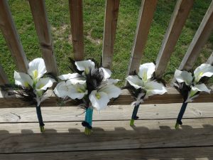 Calla lily peacock bridal bouquet - Image 5