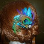 Peacock rhinestone feather hair piece "Suzanna" , purple accent