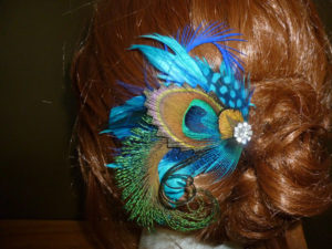 Peacock rhinestone feather hair piece - Image 2