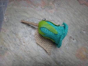 Rustic style boutonniere, burlap, jute boutonniere - Image 3