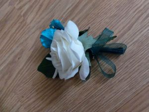 Real touch rose corsage, turquoise/teal white rose corsage with starfish - Image 3