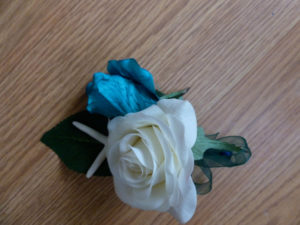 Real touch rose corsage, turquoise/teal white rose corsage with starfish - Image 2