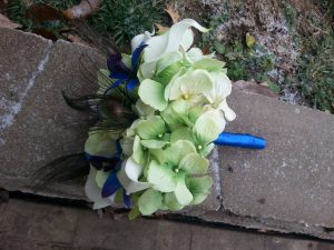 Apple green hydrangea bouquet, small bouquet, maid of honors or bridesmaids bouquet - Image 3