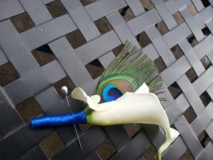 Peacock calla lily boutonniere - Image 2