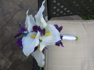 Calla lily purple blue orchid bouquet - Image 4
