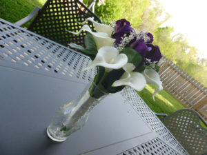 Real touch calla lily and silk purple rose bouquet with natural preserved baby's breath.