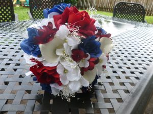 Red, blue, white bridal bouqeut, american flag bouquet, red, blue rose, hydrangea, baby's breath - Image 3