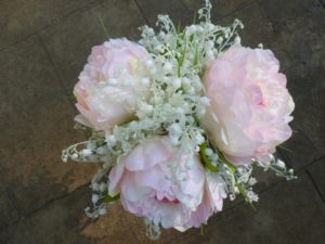 Peonies with lilies of the valley bouquet - Image 2
