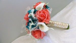 Coral and turquoise bouquet - Image 2