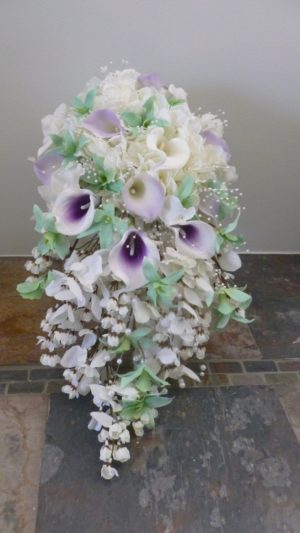 Mint and purple cascading bridal bouquet - Image 3