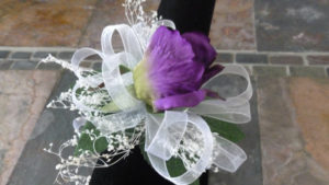 Artificial rose wrist corsage, purple rose crosage with baby's breath - Image 3