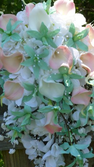 Cascading mint soft pink bridal bouquet - Image 3