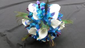 Calla lily, purple blue orchid bouquet - Image 4