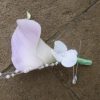 Calla lily boutonniere with pearl stems - Image 2