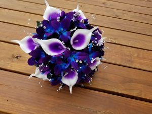 Purple blue orchid bouquet with black hydrangeas - Image 3