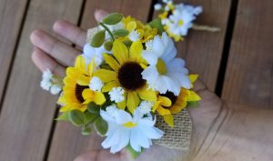 Sunflower cascading bouquet set - Image 5
